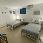 Holiday home Les 4 Soeurs A - Paros Aspro Chorio