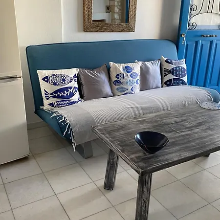 Tatil Evi Les 4 Soeurs A - Paros