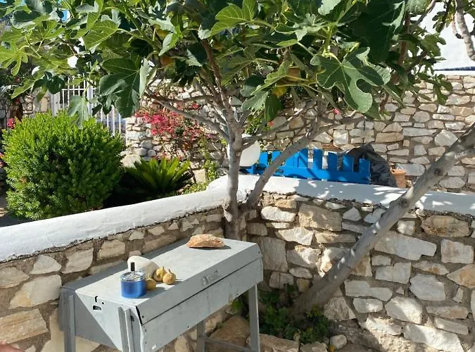 Les 4 Soeurs A - Paros * Aspro Chorio